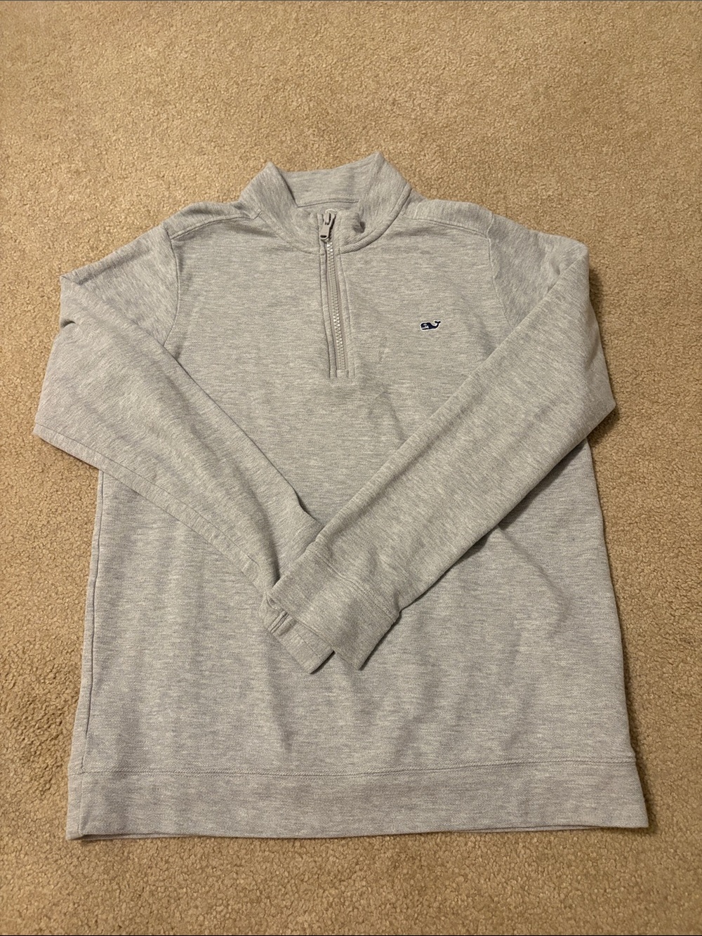 Gray like new Vineyard Vines quarter zip size Medium